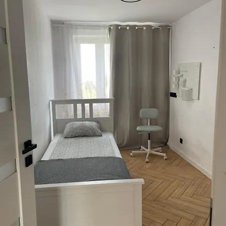 Kaito Kosmonautow 65m2 3 Sypialnie 6 Osob Poznań